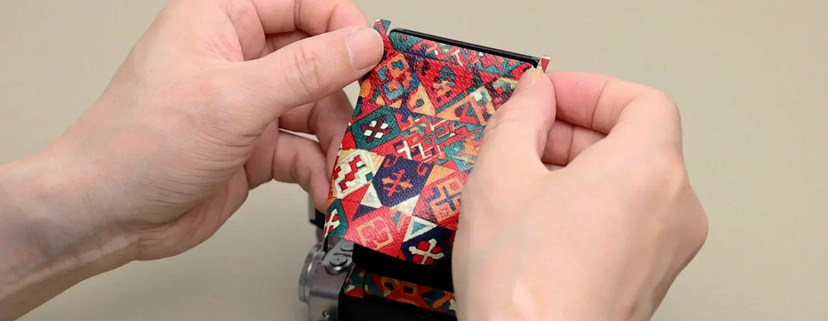 Master the Application: How to Apply and Remove Your Earth Salt Camera Skin